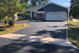 Best Concrete Driveway Installation  in Cambridge, MN